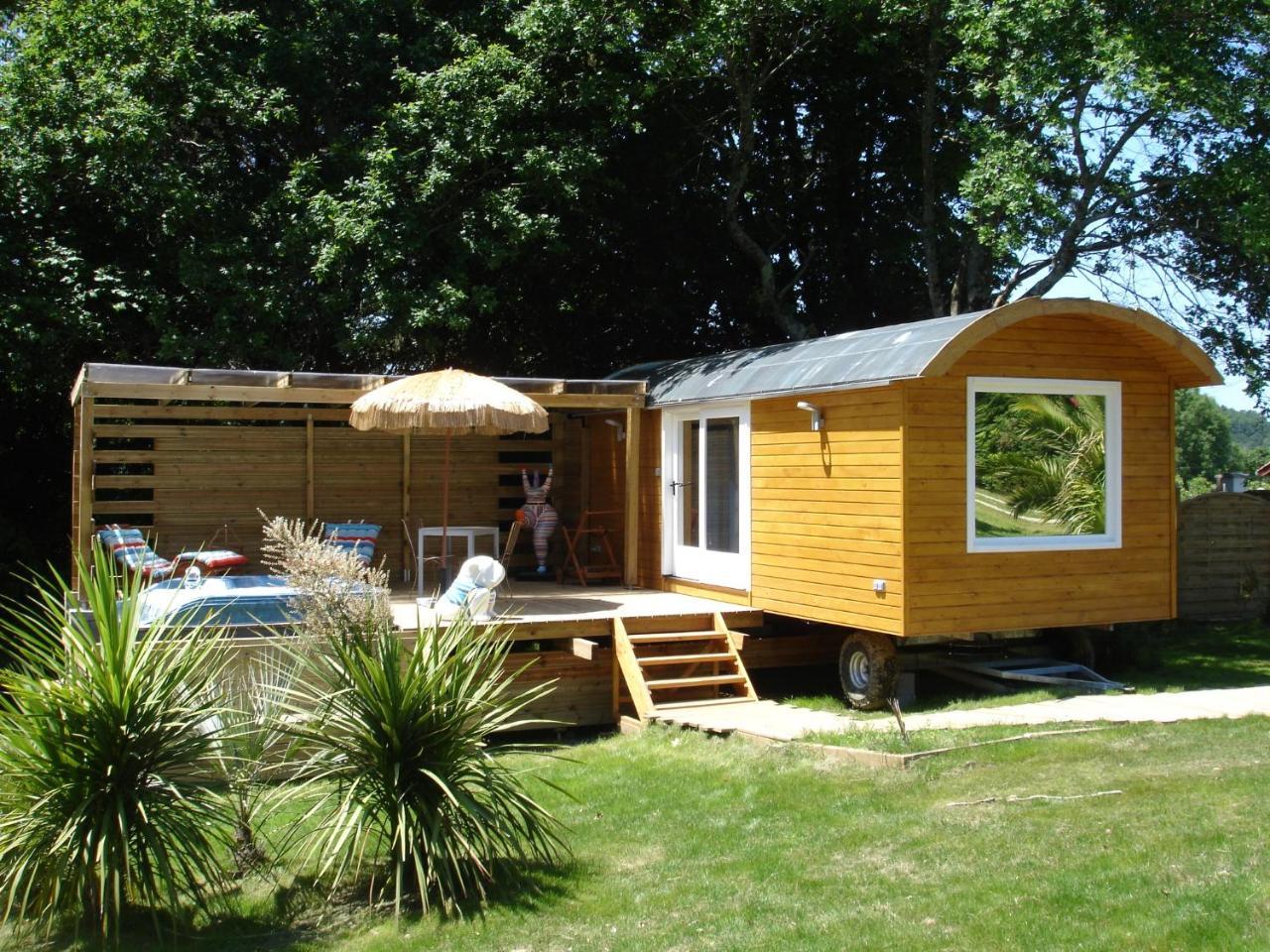 Marosenia Ttiki - Cabanes Et Spa Ascain Exterior foto